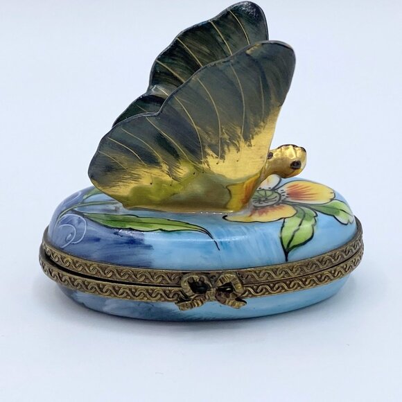 Rare Limoges France Hand Painted Butterfly Trinket2 1/4" x 1 5.8" x 2" PB010